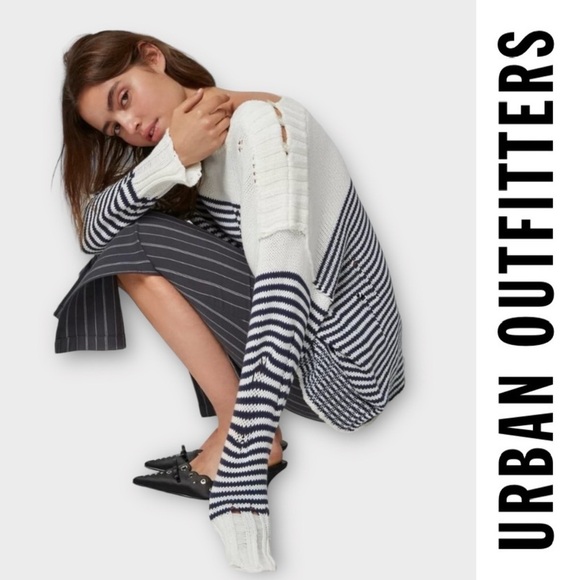 Urban Outfitters Jalen Boat Neck Pullover Sweater, Size S,‎ MSRP $78 - Picture 3 of 9